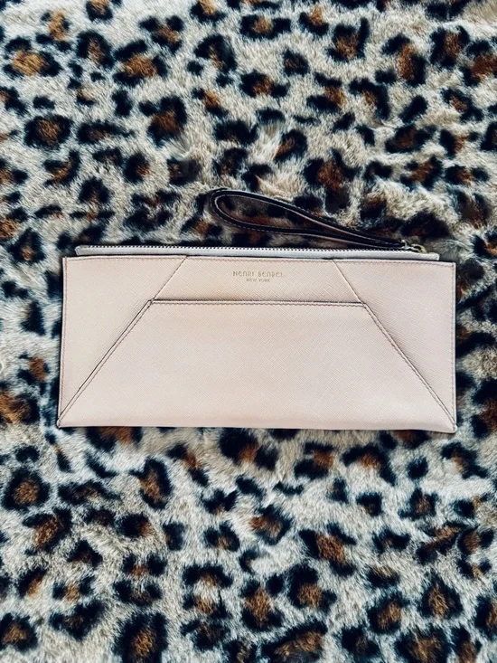 henri bendel Blush Pink Leather Wristlet Clutch - Picture 1 of 3